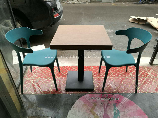 快餐桌椅-T02016